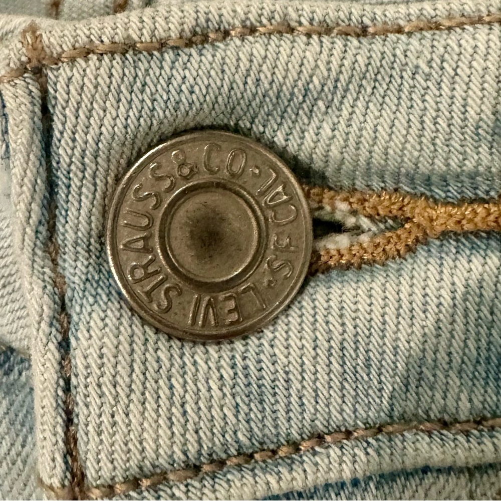 Levi’s 721 HIGH RISE SKINNY WOMEN'S JEANS Size 28 - Picture 9 of 14